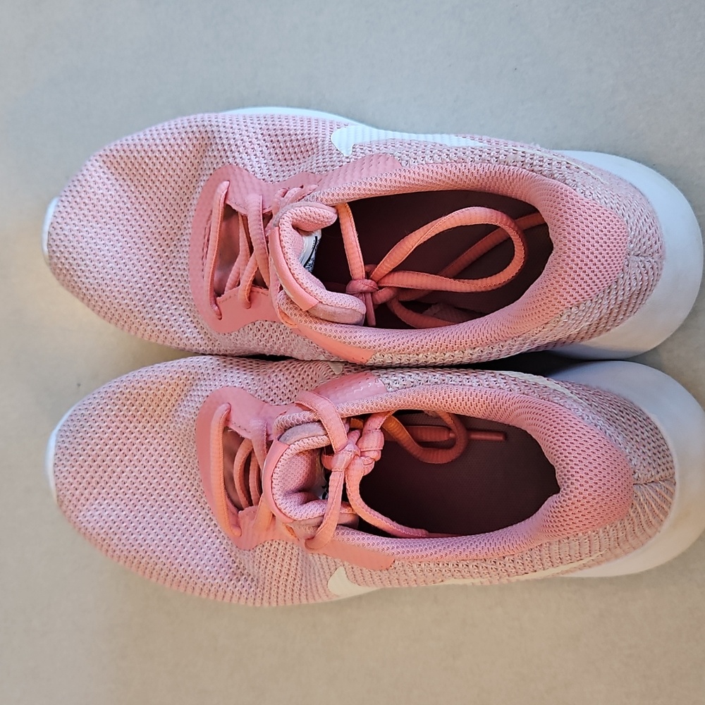 Nike Pink Shoes - Picture 6 of 13